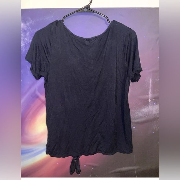 Threads Studio Short Sleeve - Picture 3 of 3